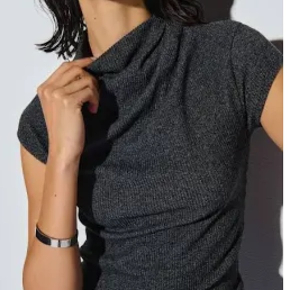 Theory size L NWOT grey draped neckline jersey top - Picture 6 of 6